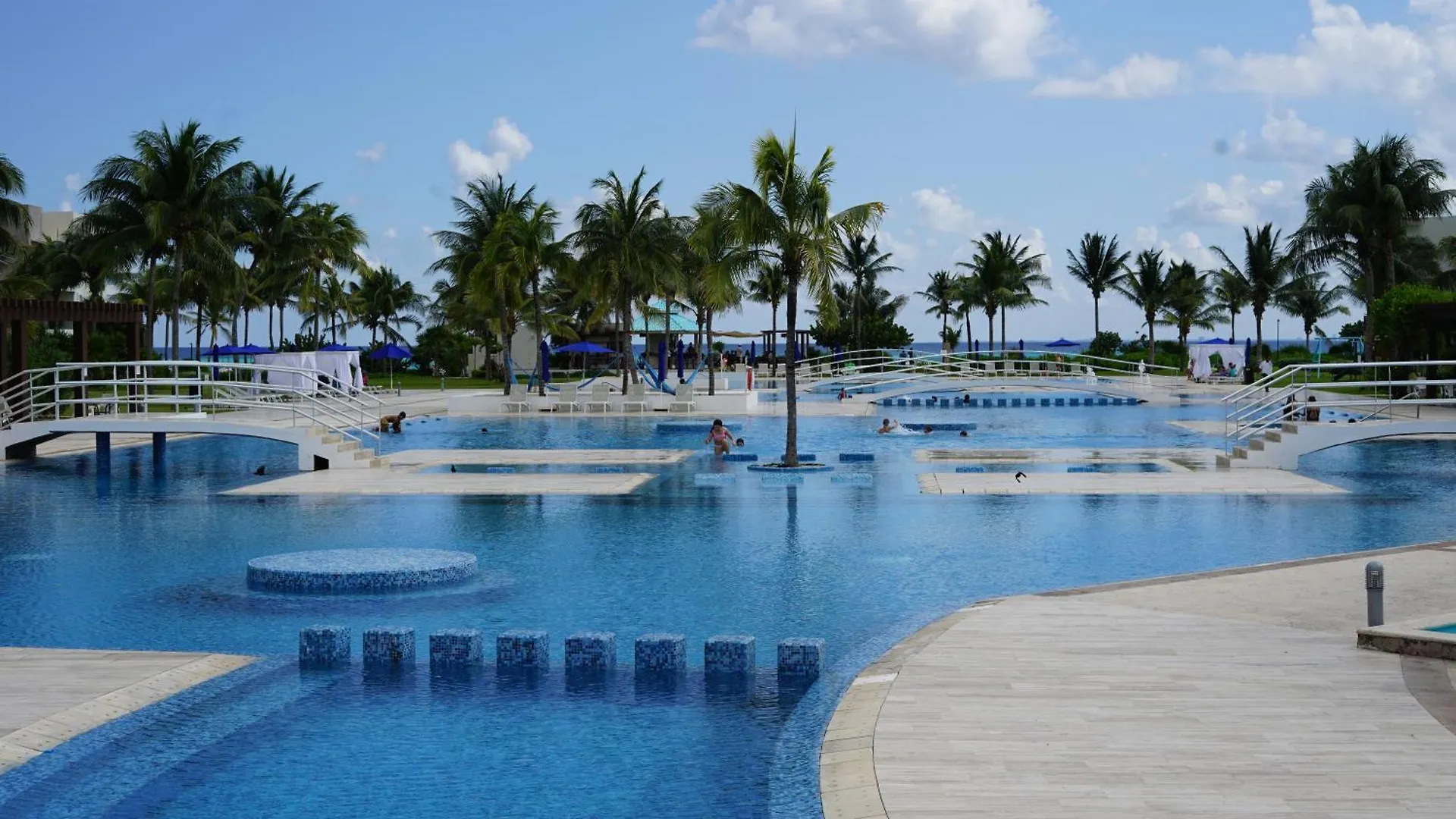 Luxury Apartment Blue Ocean Resort Mareazul Playa del Carmen Mexico