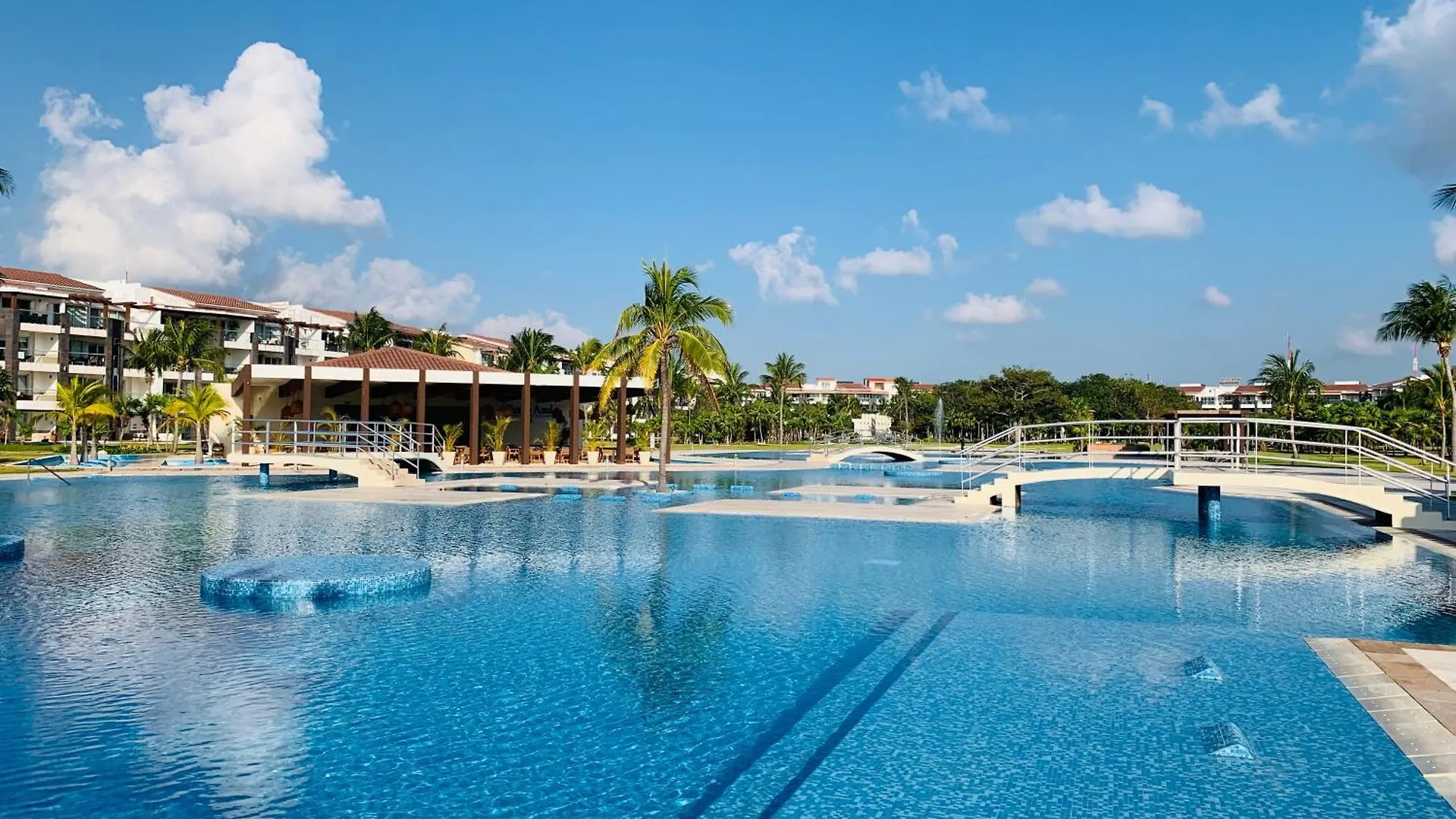 Luxury Apartment Blue Ocean Resort Mareazul Playa del Carmen Mexico