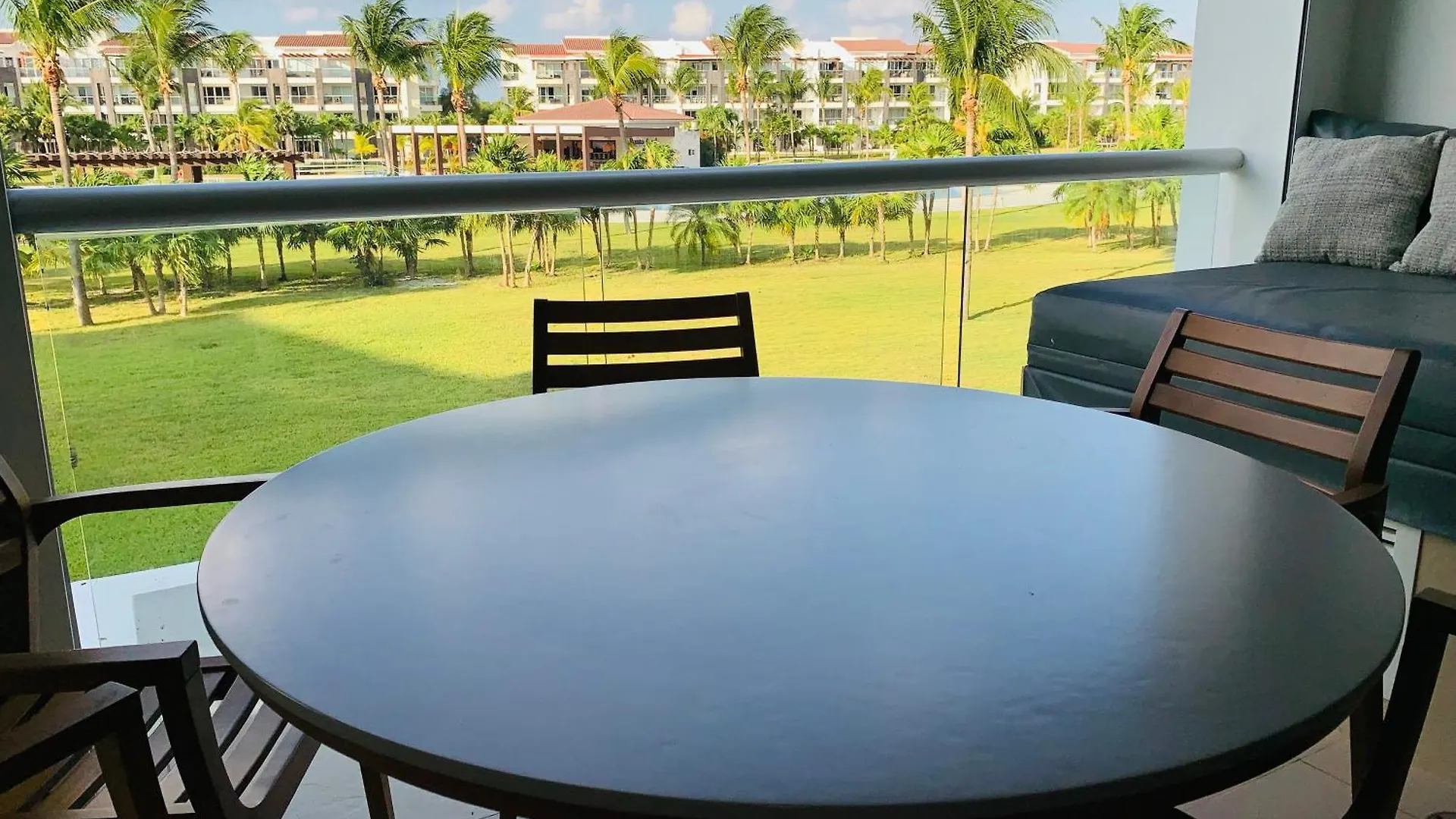 Luxury Apartment Blue Ocean Resort Mareazul Playa del Carmen